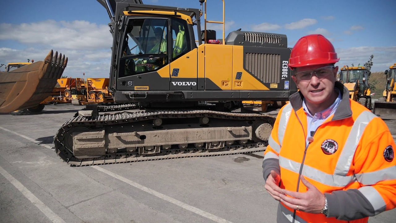 Vehicle Safety Walk Around with Clive Kelly Safety Ltd - Mini Digger