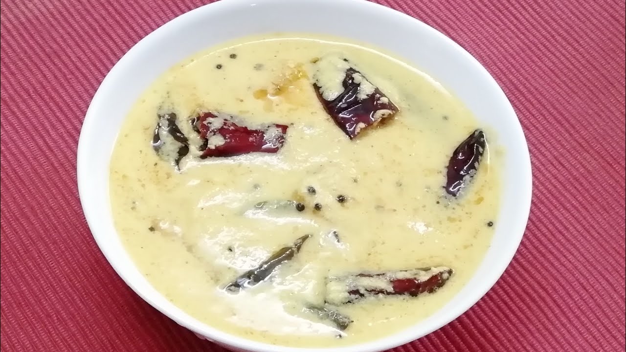 Pineapple pulissery