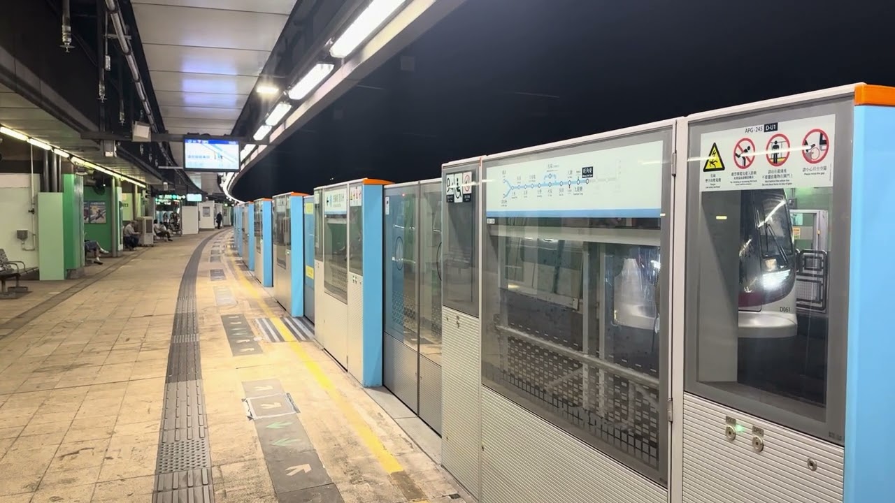 ［3號風球下的東鐵綫］港鐵東鐵綫R-Train D034/D036 駛離旺角東站2號月台+￼￼￼￼ D061/D063 同時駛進及駛離旺角東站3號月台￼