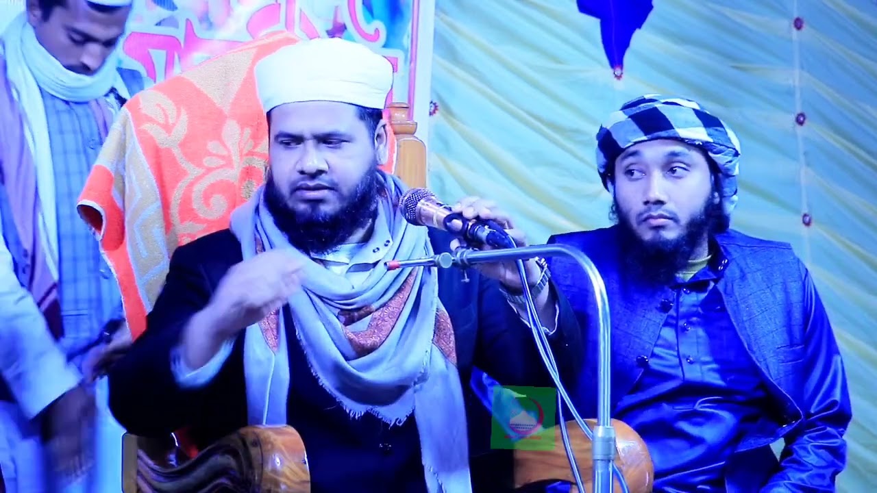 প্রধান বক্তা পাশে বসিয়ে,যে শের গাইলেন মাদ্রাসার ছাত্র শুনুন সবাই, ভালোবাসা দিয়ে পাশে থাকুন 