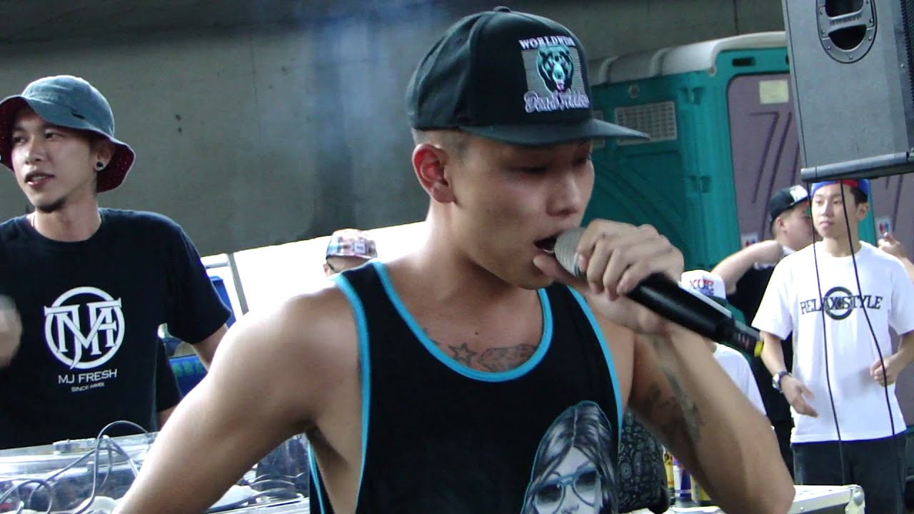 2012-08-12 E So 瘦子 - Just Believe @ How We Roll 新生橋下派對