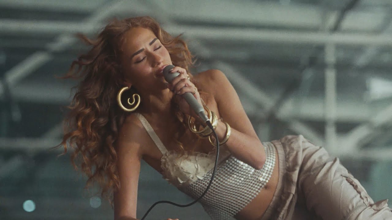 Skylar Simone - Pedestal (LIVE)