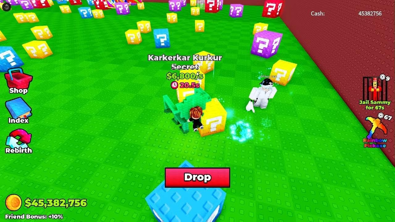 Playing break a Lucky block Because its fun