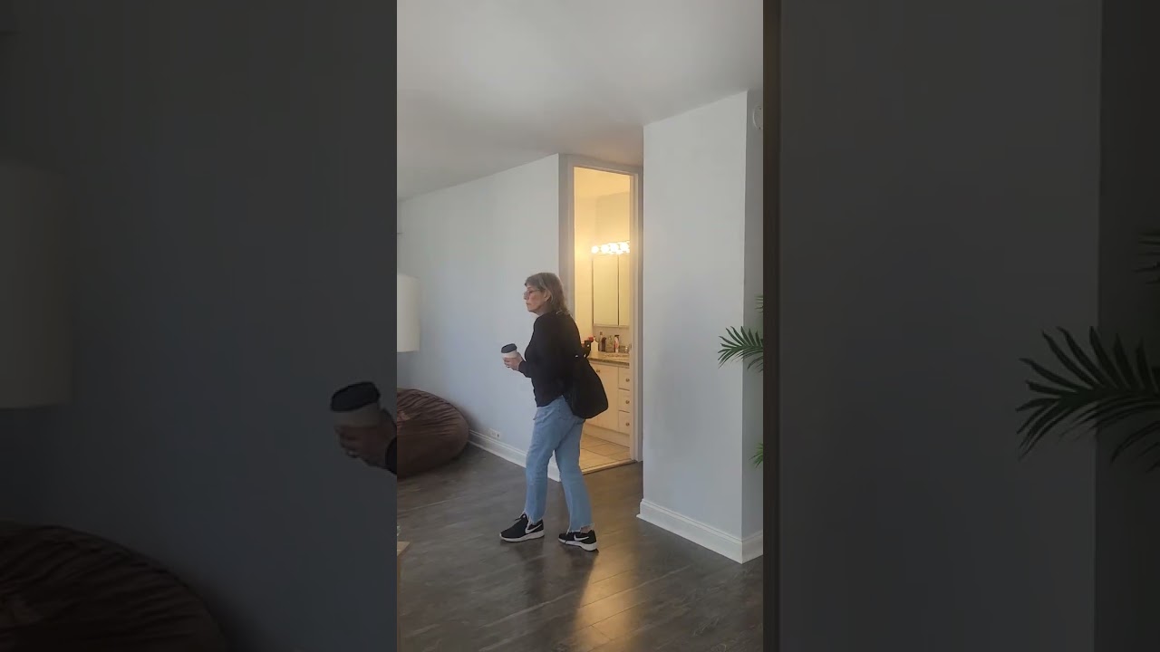 535 N Michigan Ave 1801, Chicago IL 60611 2 bed 1 bath