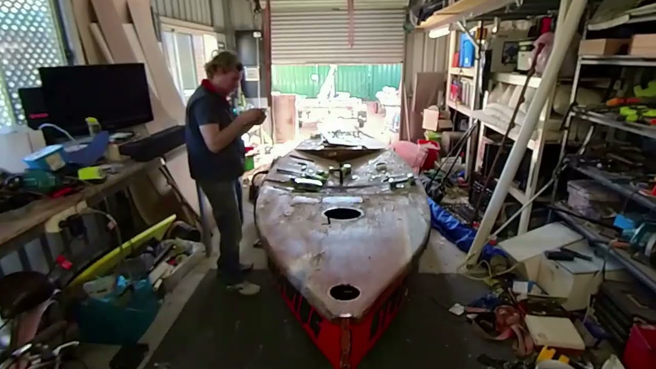 Payne Mortlock Sailing Canoe - Stormwing 12 - Pulling shit apart timelaps