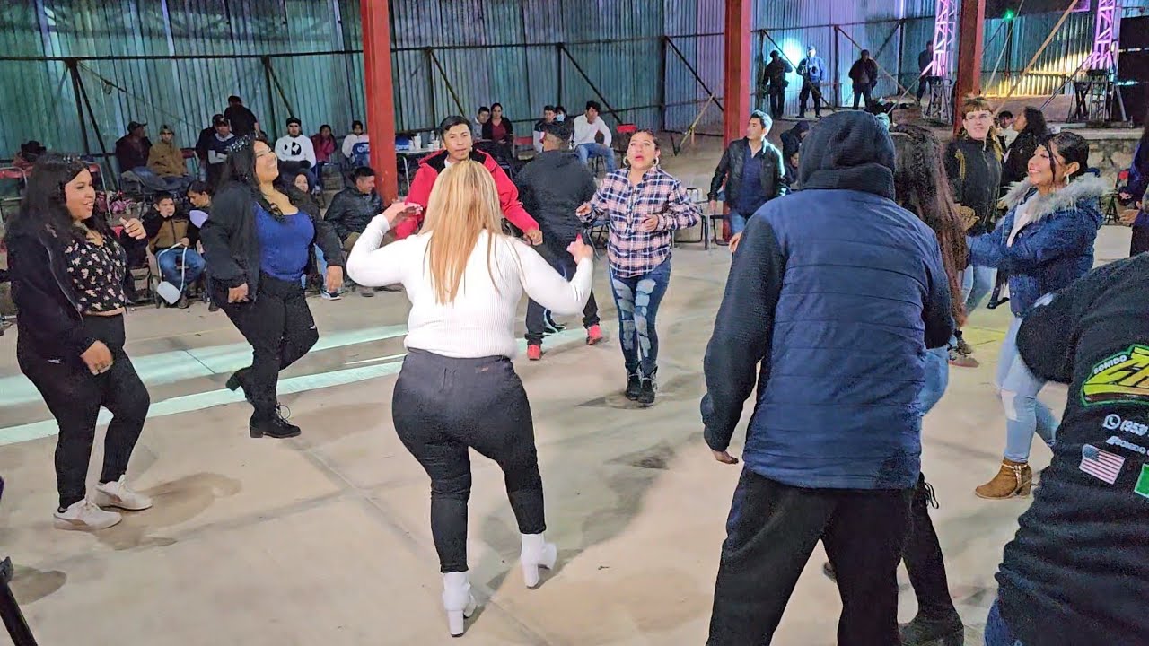 Baile de Fiesta Patronal en Las Sidras Chila De Las Flores Puebla