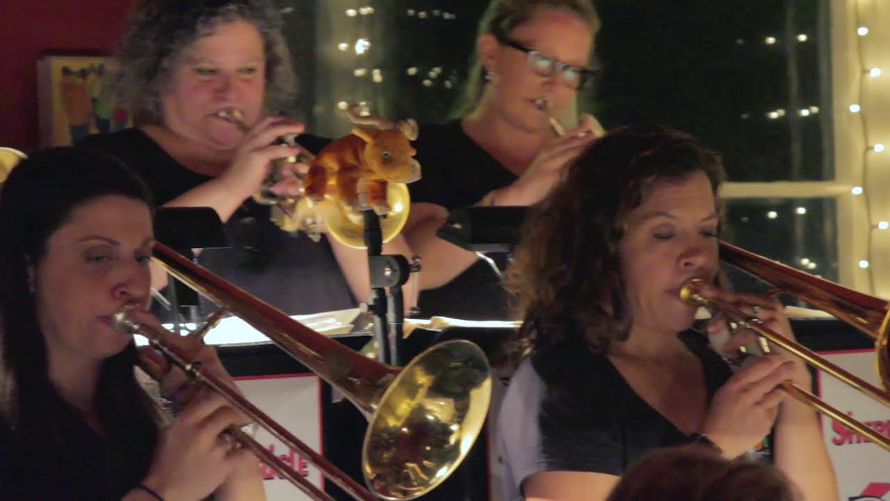 Divas Live at Deer Head Inn