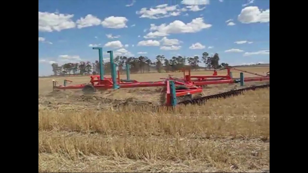 ChainBar - Stubble Management with Disc and Dog Leg Chain