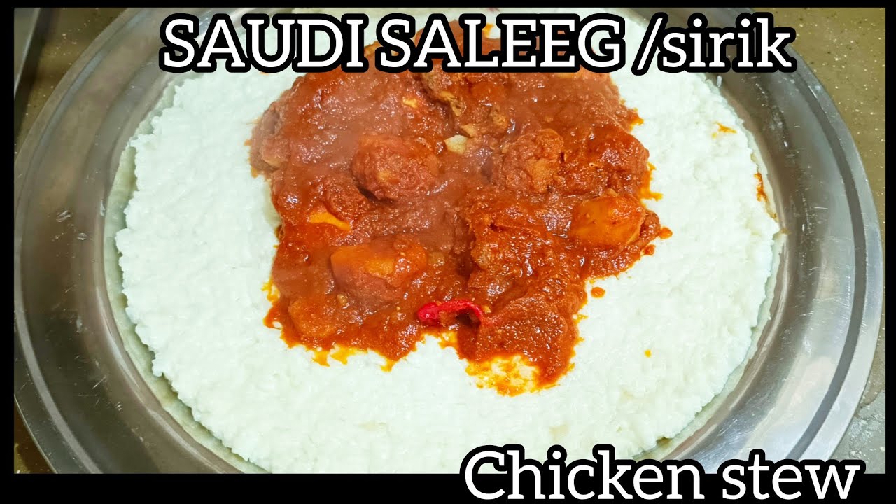 Creamy Saudi rice or saleek with chicken stew