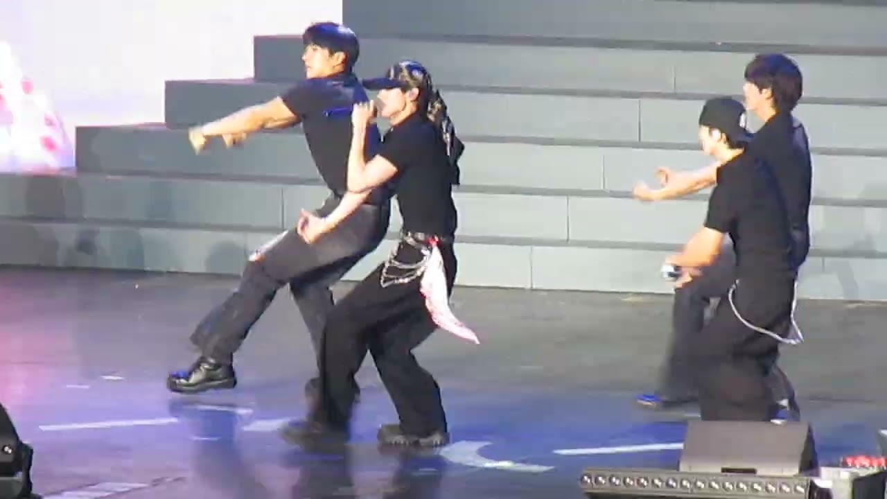181025 Otra vez — Super Junior SS10 in Chile