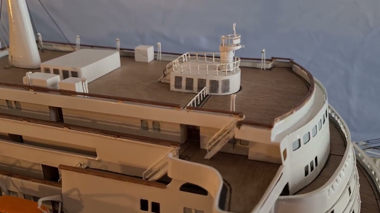 Turbonave Michelangelo modello scala 1 a185   Realizzato dal Gruppo Navimodellistico Livornese