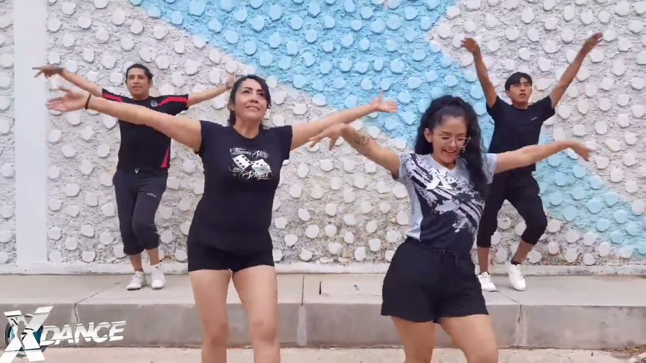 Óyeme/ Noche de Brujas/ XDance