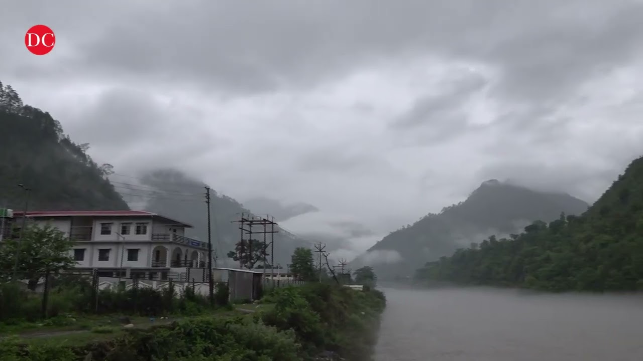 Uttarakhand: Water level of Alaknanda river continues to rise in Chamoli district