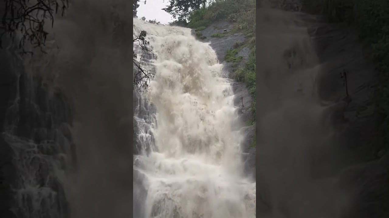 waterfalls at kodai // 