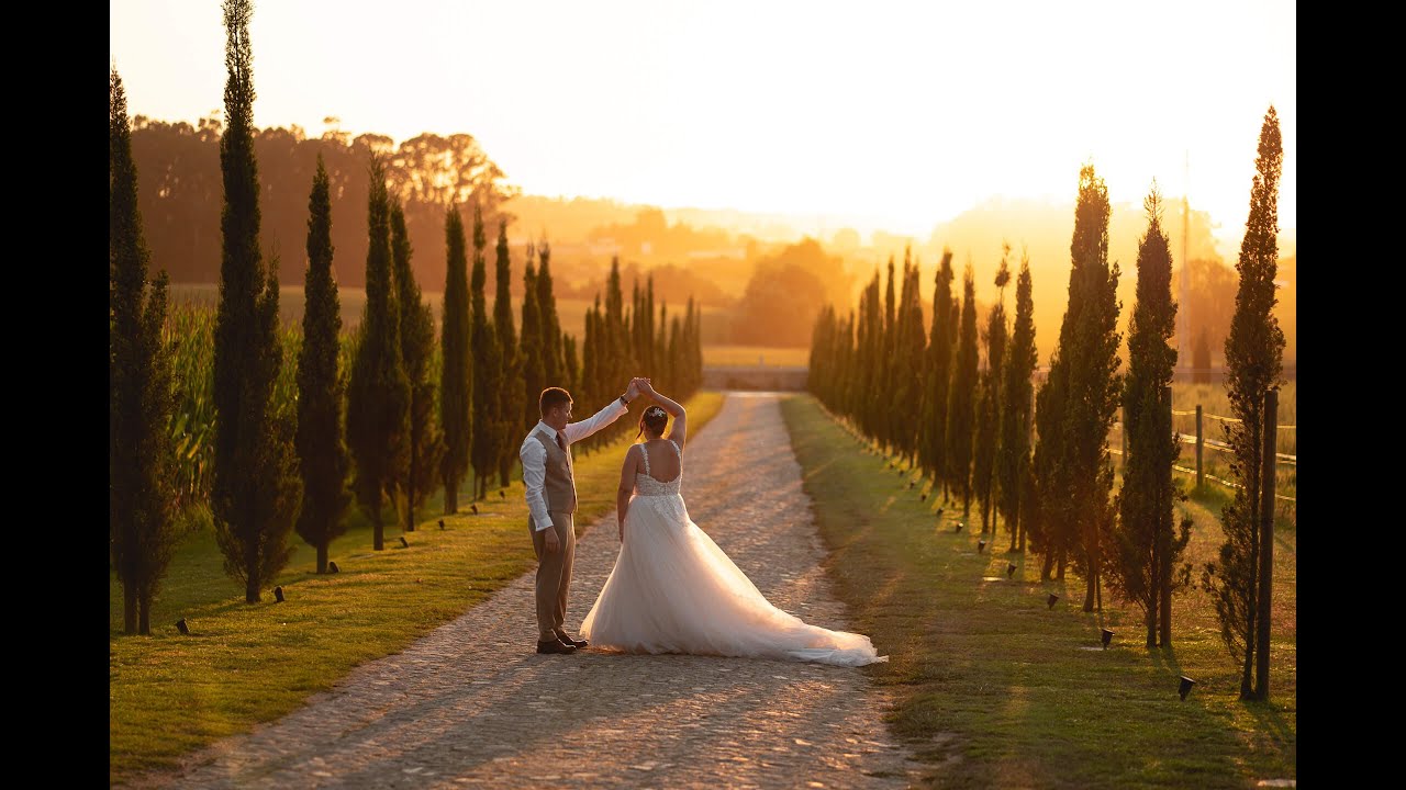 Tatiana & Ryan | Celebration, Partying and Dancing at Quinta do Alferes de Crasto