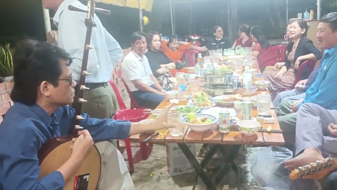 Đờn ca tài tử phường Duyên Hải - Minh Chiến 