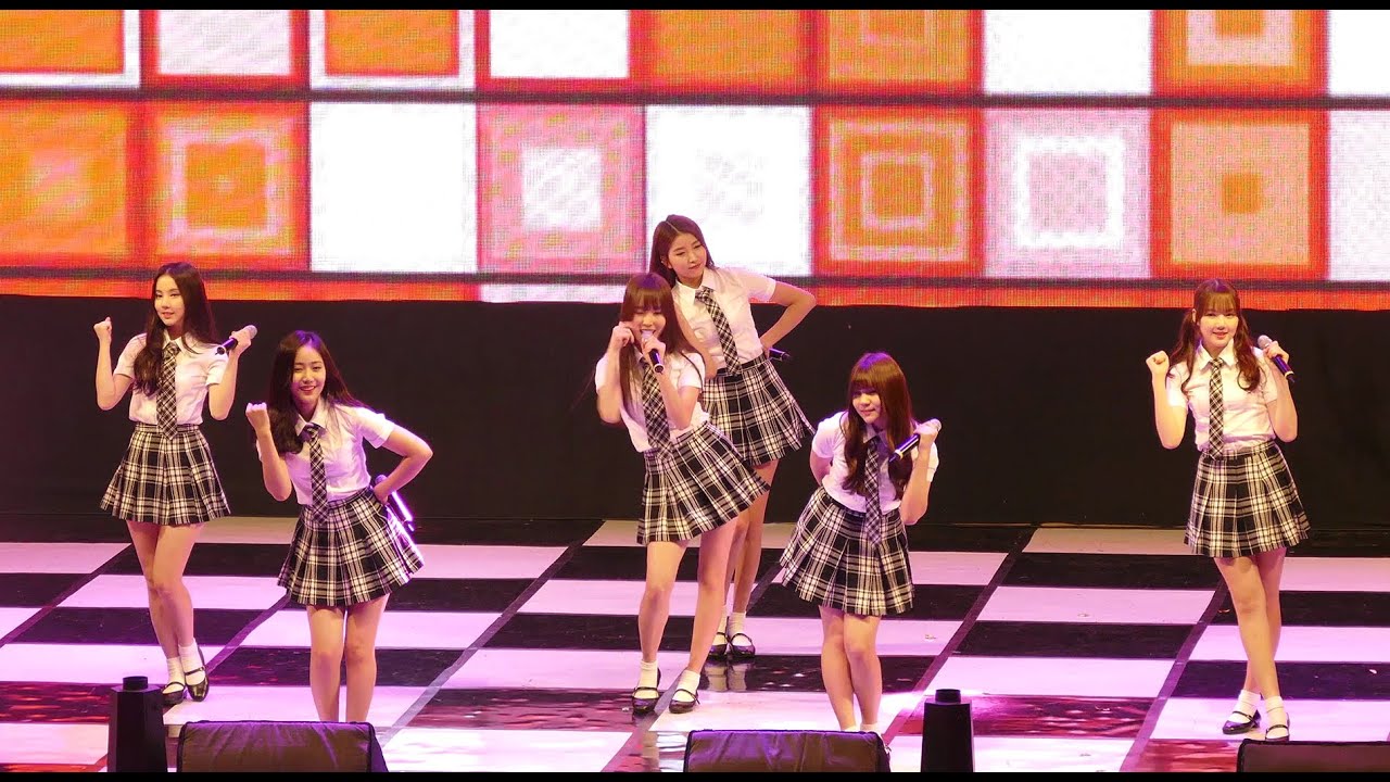 [직캠] 여자친구 (GFRIEND) - 오늘부터 우리는 (Me gustas tu) (16.05.12 단국대 축제)