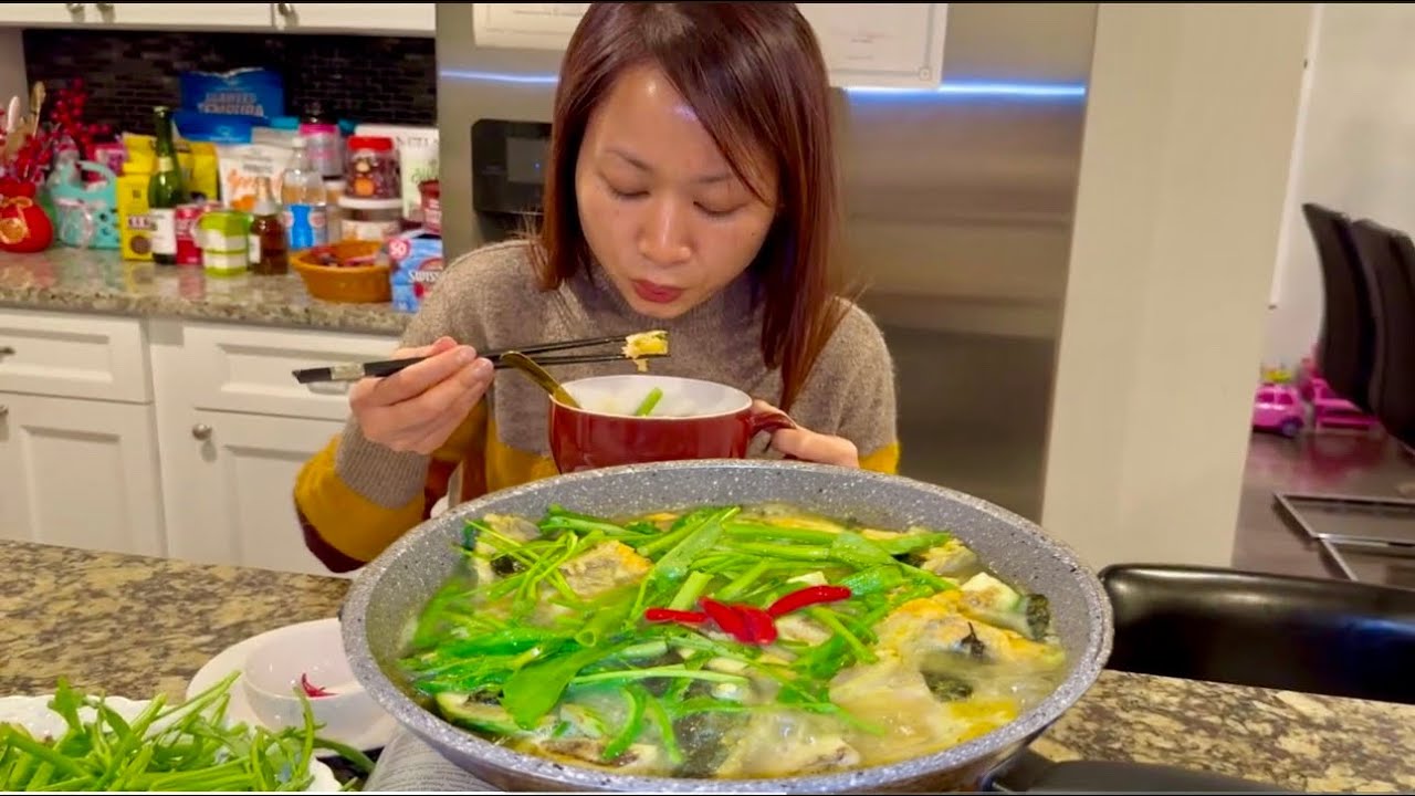 Real Mukbang Best Asian Soup With Salmon head. 
