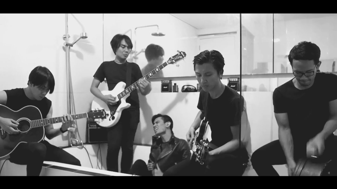 The Changcuters | #sesikamarmandi : HMMM.. SUDAH KUDUGA