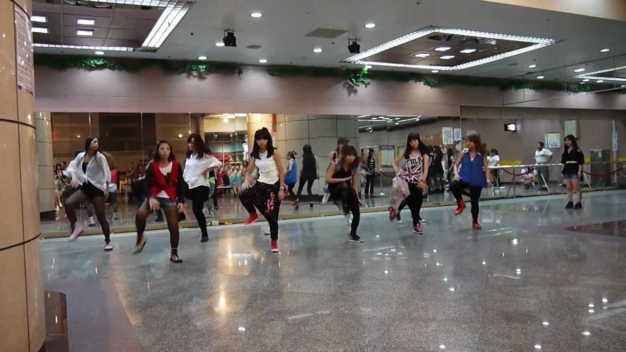 101.09.23 Whip my hair boys