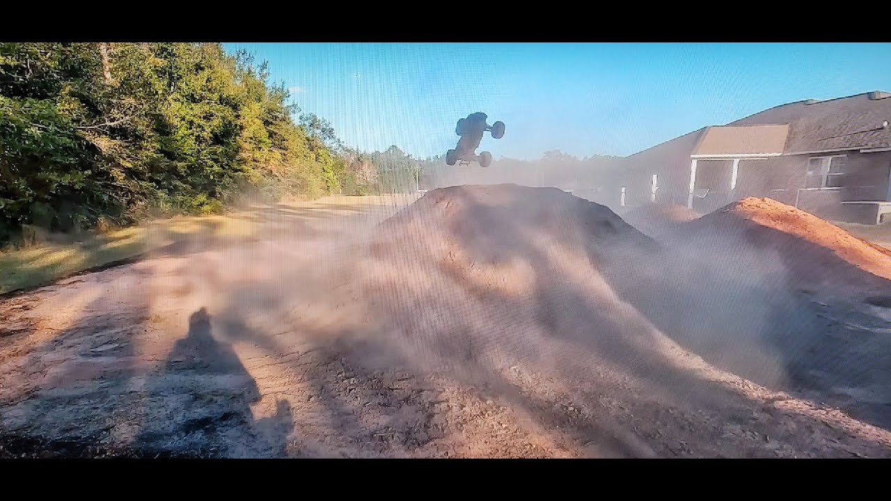 Traxxas XMaxx and the Maxx V2 Tear it up on a Very Dry Dusty Day With Same Two Batteries 10-09-2022