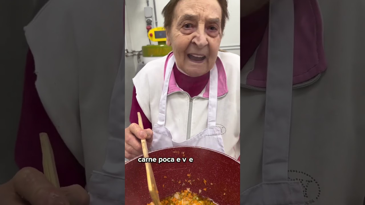 Il rag&uacute; di carne della Nonna! 😍www.fornomartini.it #ricetta #nonna #food #ricettafacile #cibo