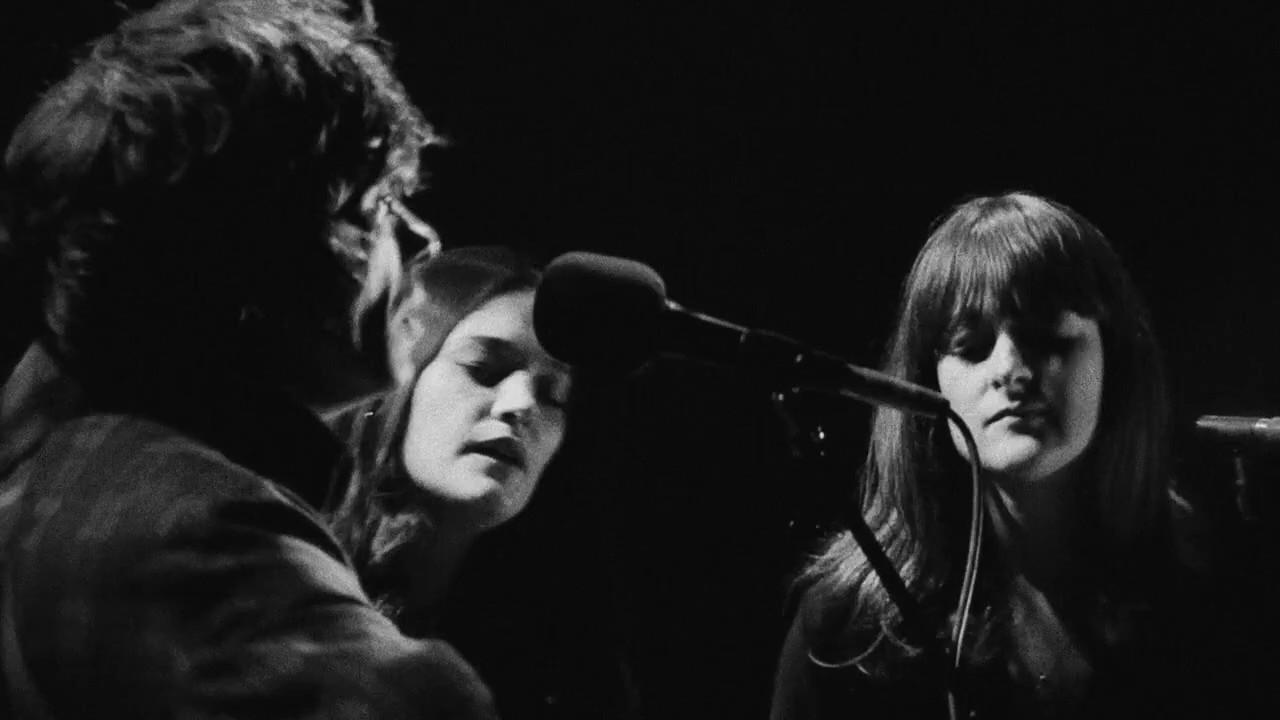 FIONN REGAN & THE STAVES  - PEOPLE Festival 16