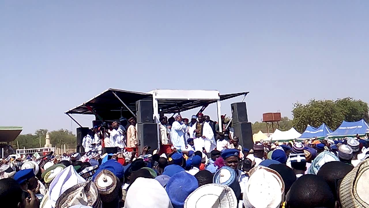 Alhamdu lillah birnin kebbi tacika maqil ranar mauludin DUNIYA🙏