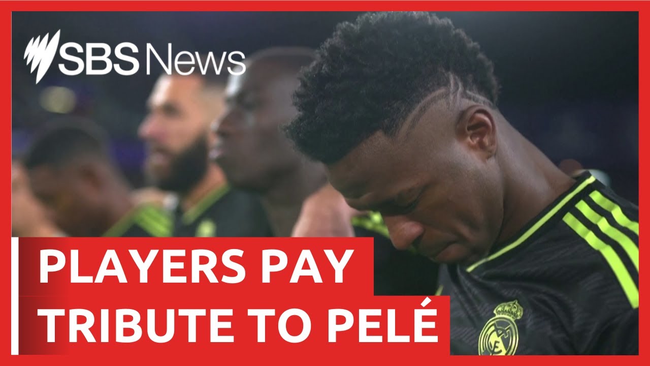 Premier League and La Liga players and fans pay respect to Pelé | SBS News
