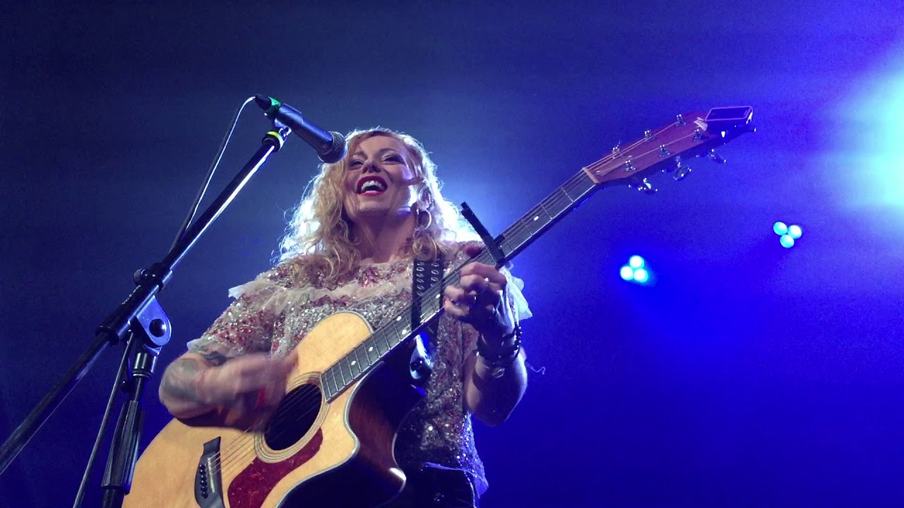 Anneke Van Giersbergen - Wasted Years - Imperial Bell, Quebec, CA