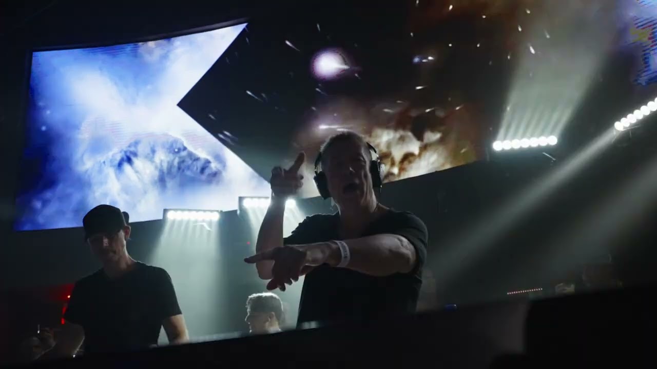 Cosmic Gate at NOVA SD 08/04/23
