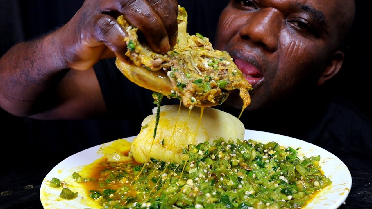 EATING OKRA SOUP WITH FUFU. AFRICAN / NIGERIA FOOD MUKBANG. JOE EATS