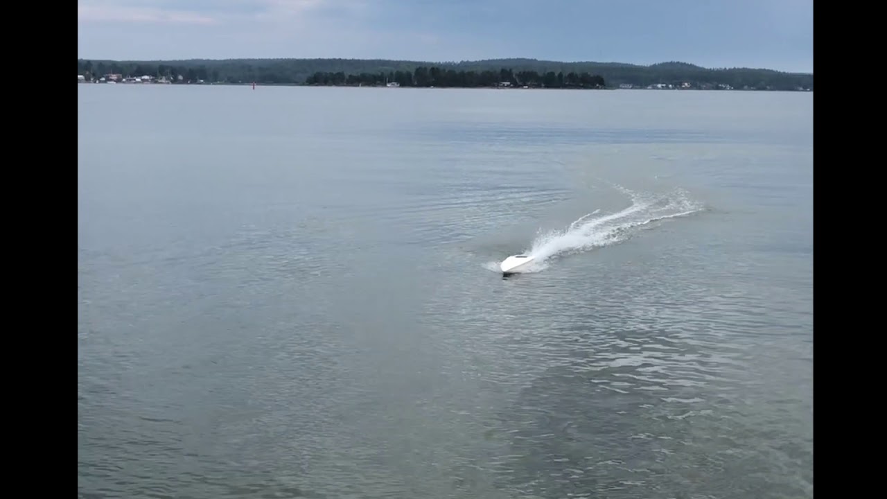 Rc-boat Smuggler 28 First test.