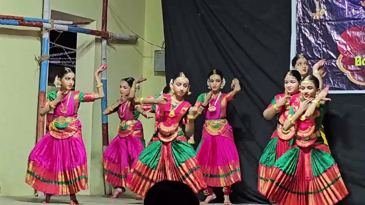 Dance performance at mahadeva temple,sasthamagalam#dance #mahadev#temple #youtubeshorts #trending
