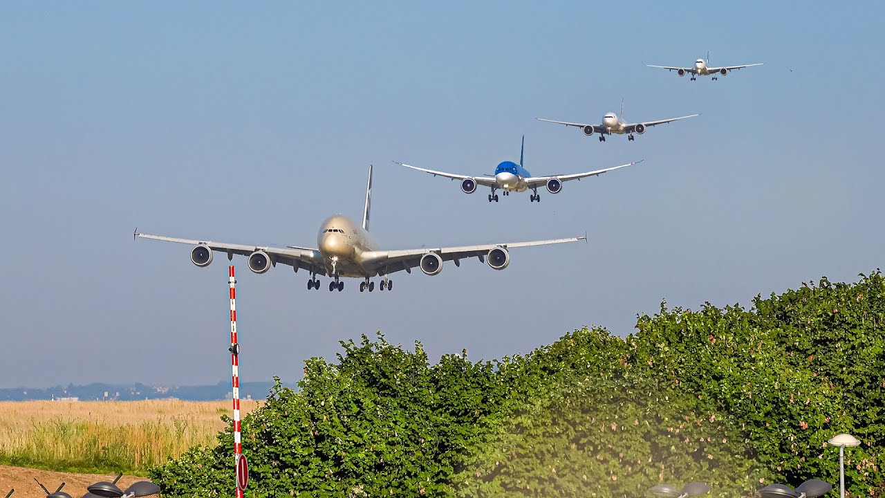 🇫🇷 PARIS Charles de Gaulle Airport Plane Spotting + Aircraft & Flight Route Information Subtitles !