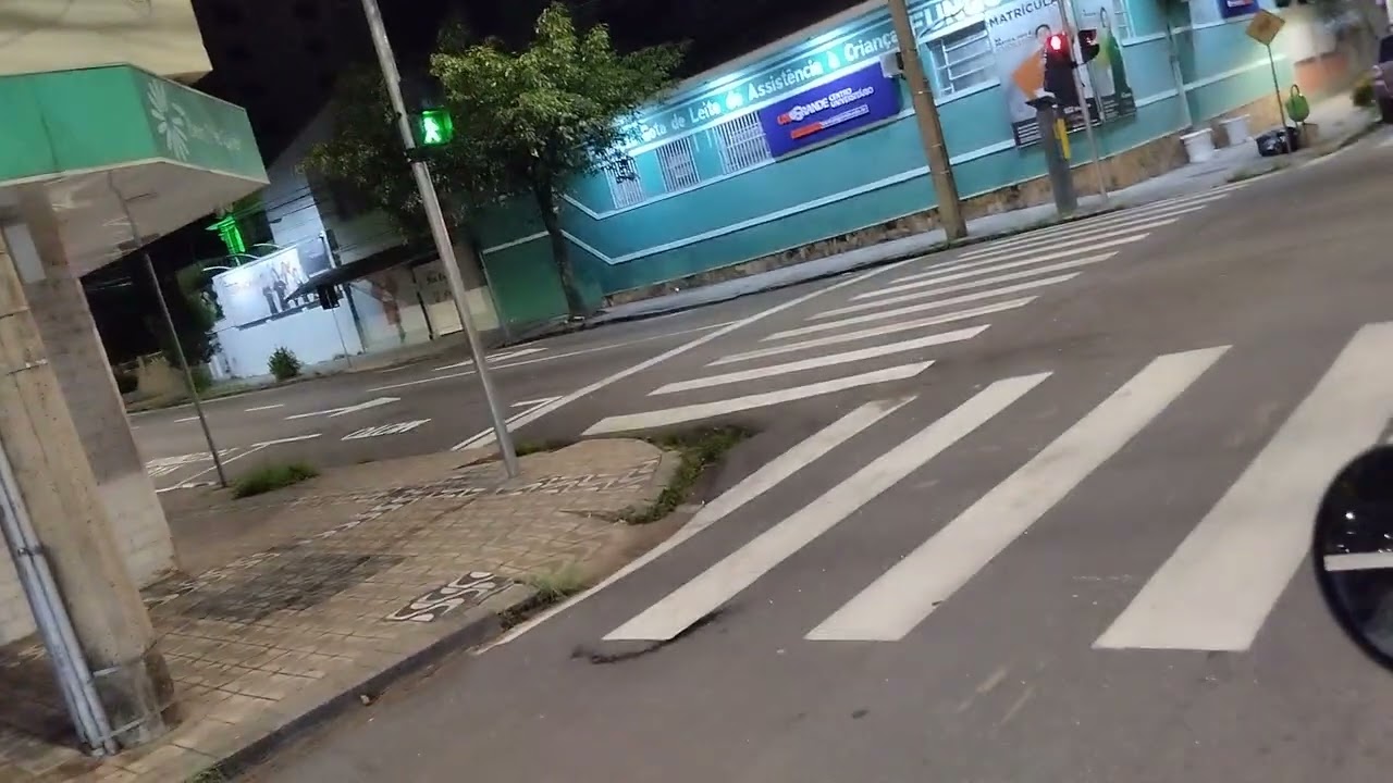Uma volta a noite na cidade 