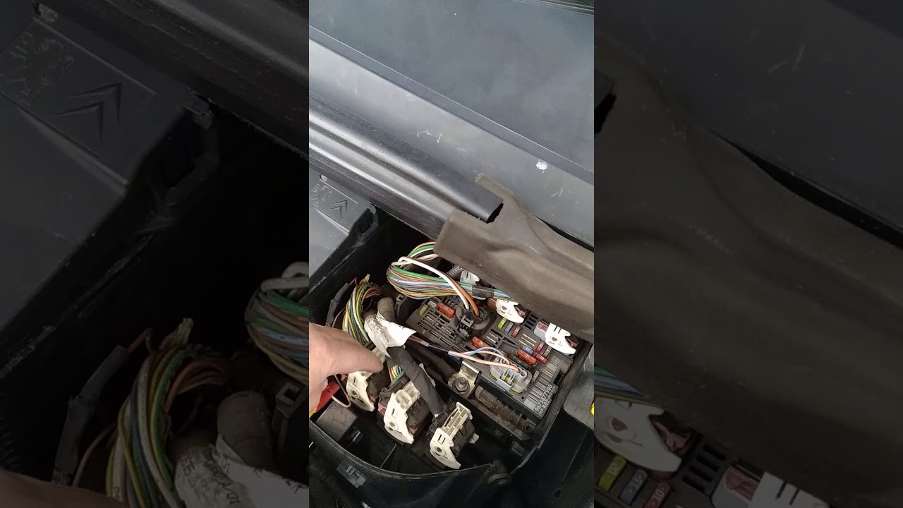 Usando ociloscopio, para testar a comunicação do alternador com módulo injeção, motor THP.