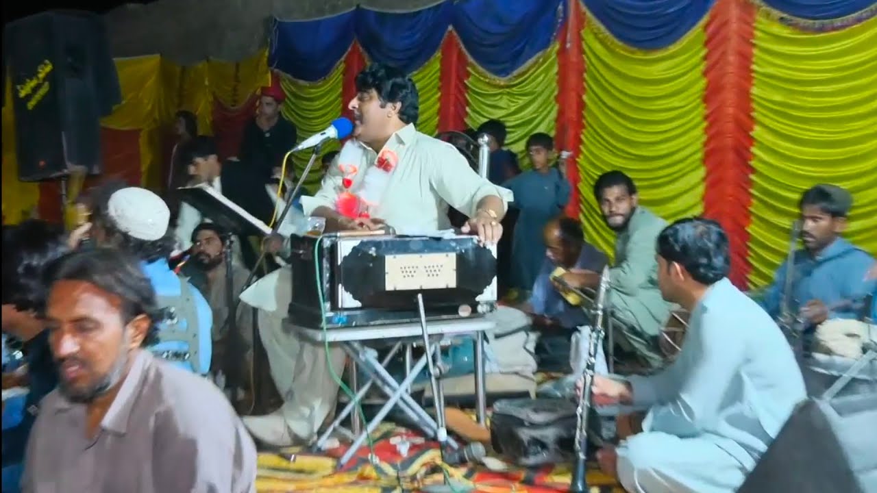 Tor Banra Khanjaray Laray New Pashto song By Atta khan 