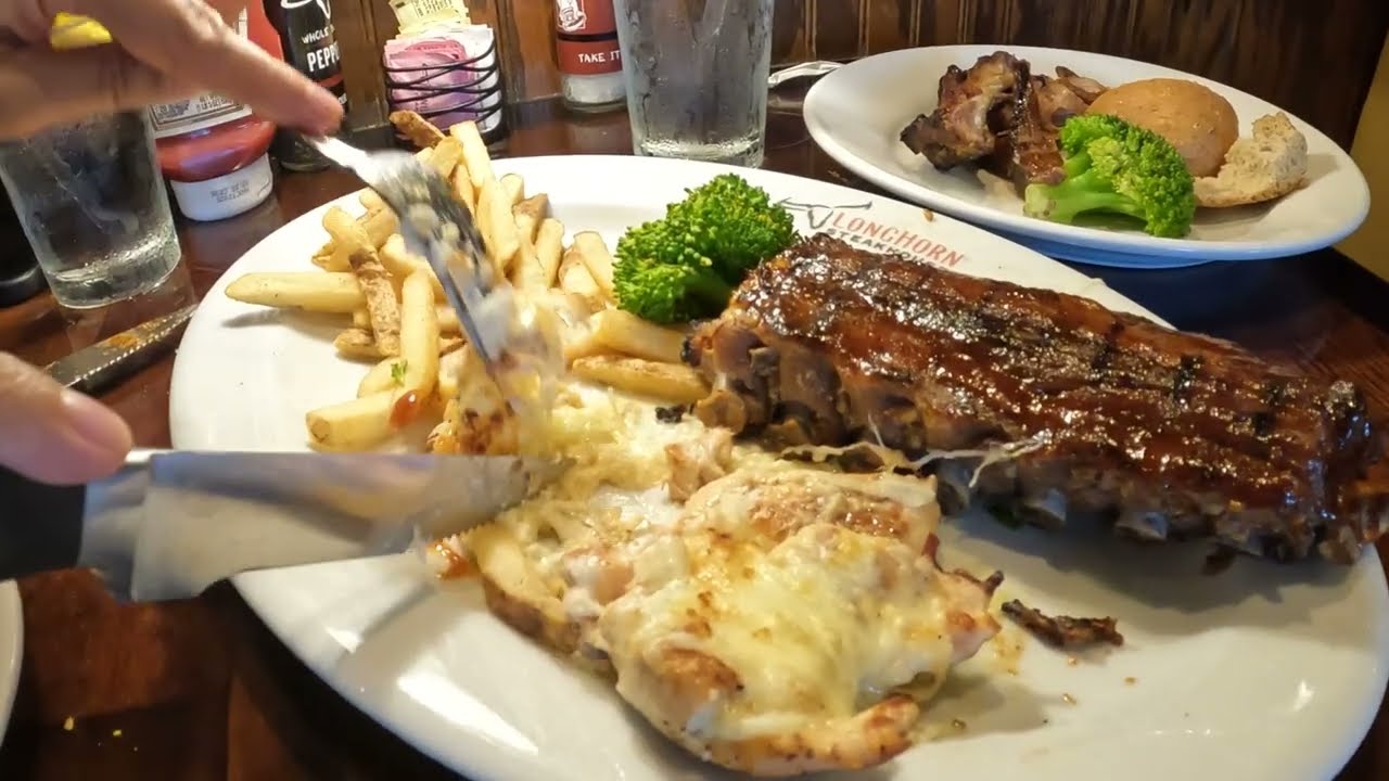 POV 4K - EATING BABY BACK RIBS AT LONGHORN STEAKHOUSE