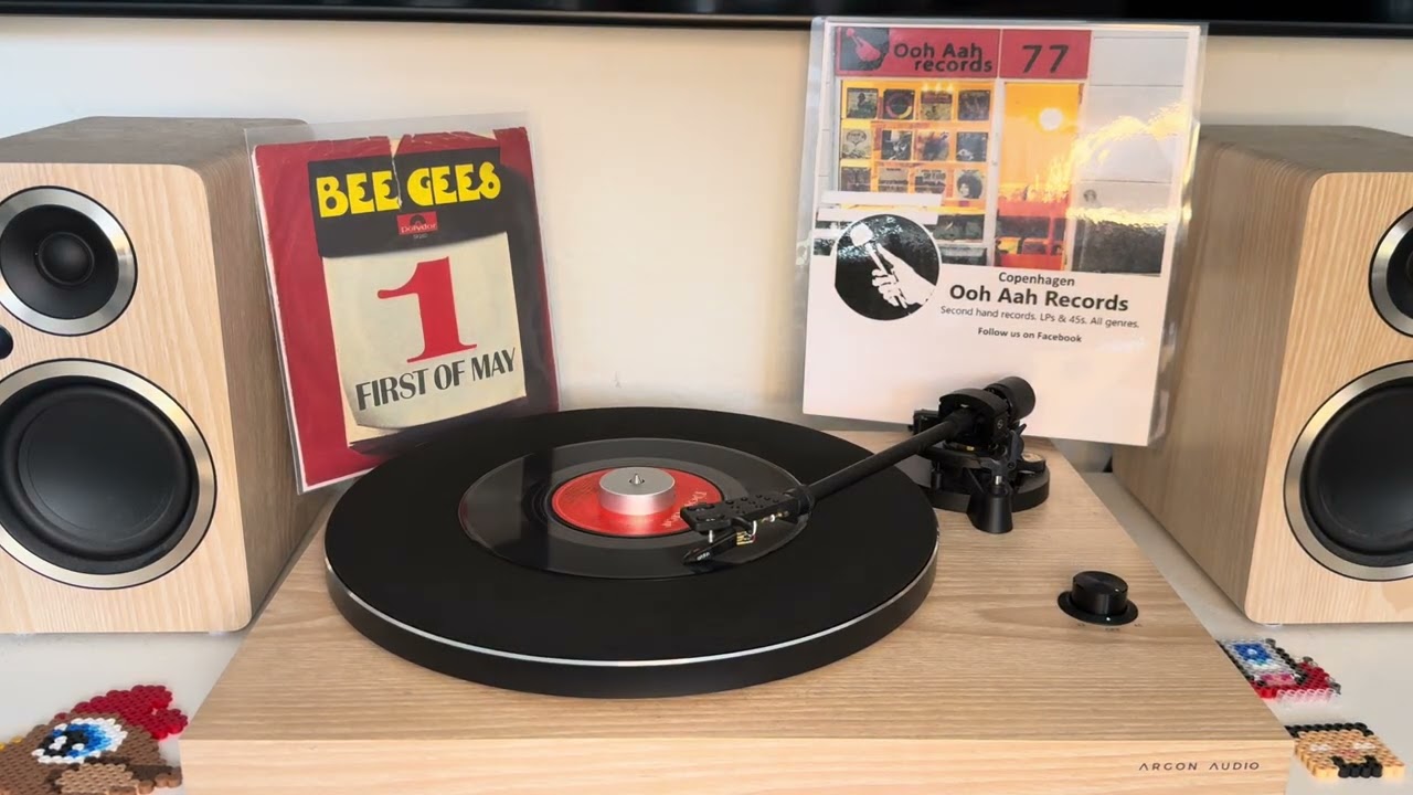Bee Gees - First og May.