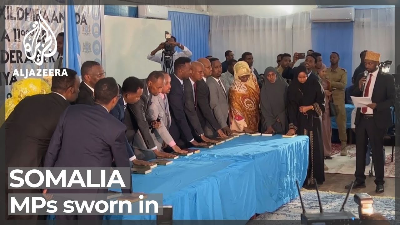 Mortar attacks strike Somalia area where new MPs convened