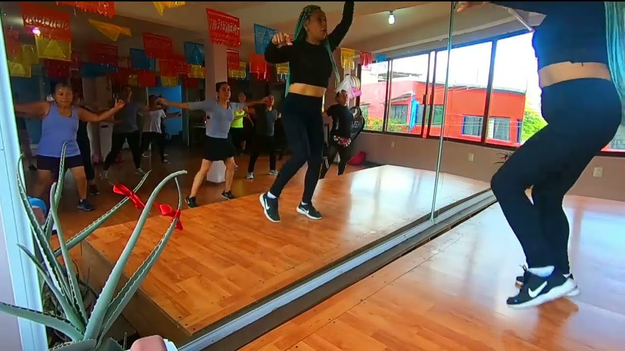 NO TE CONTARON MAL Zumba/ cumbia Paola Villarreal/ ITANDHEUI DAVILA