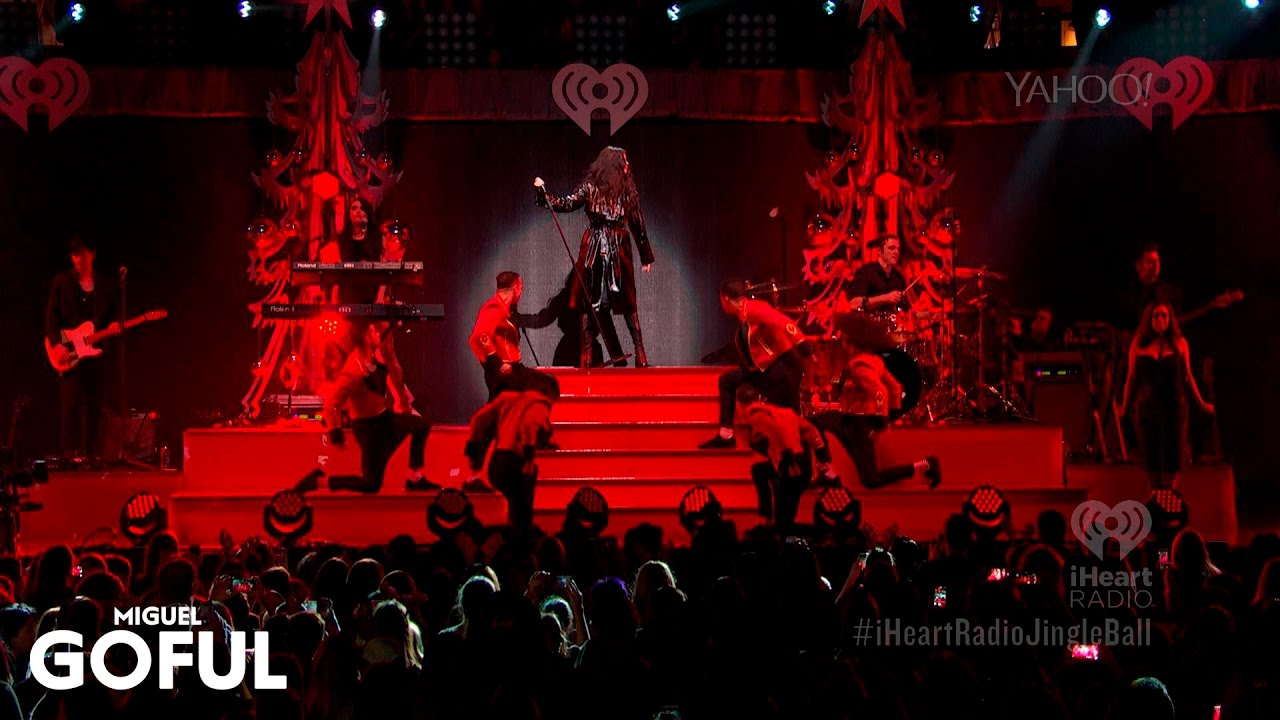 Selena Gomez - Same Old Love (Live iHeartRadio Jingle Ball 2015)