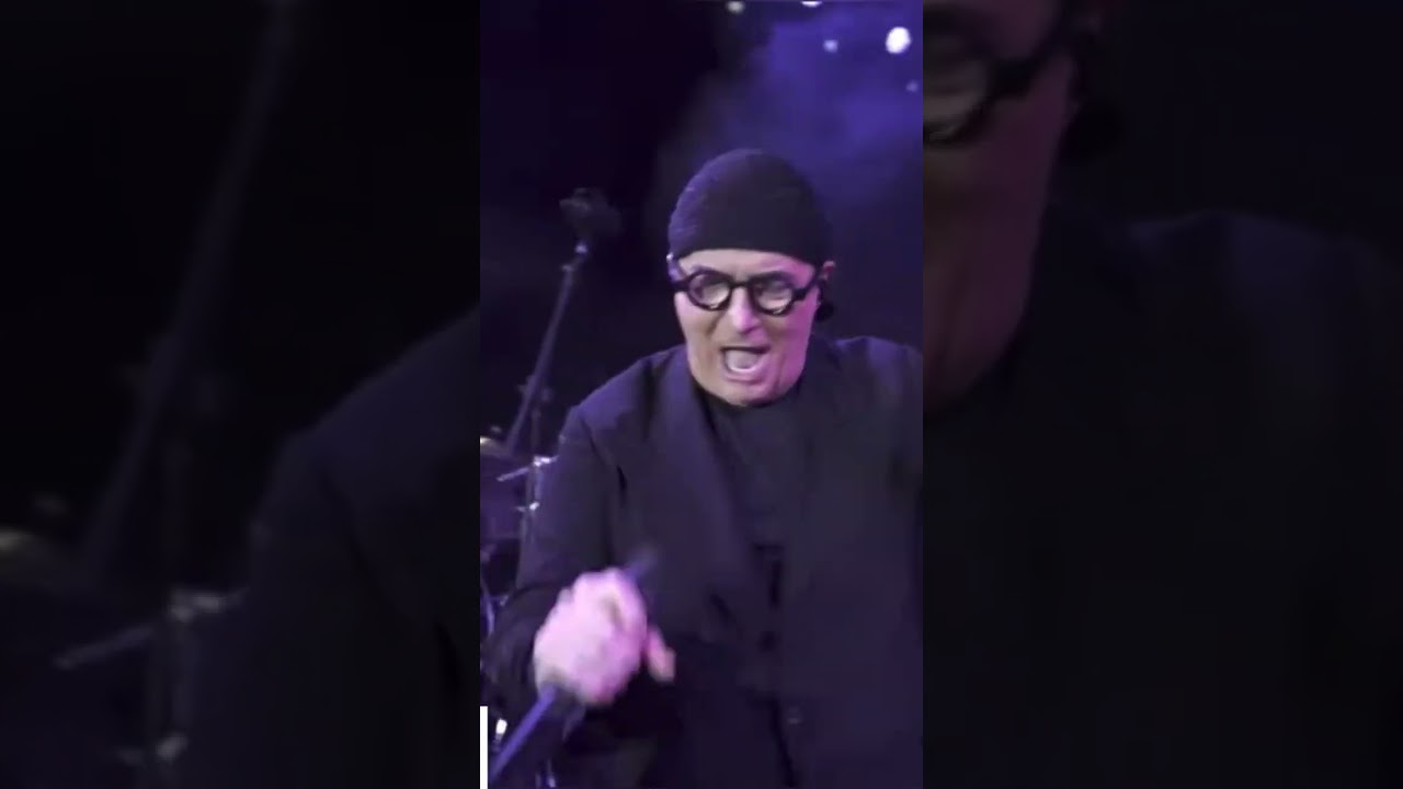 Resisti - Renato Zero si diverte con tutta l’orchestra - Perdonanza Celestiniana 2024