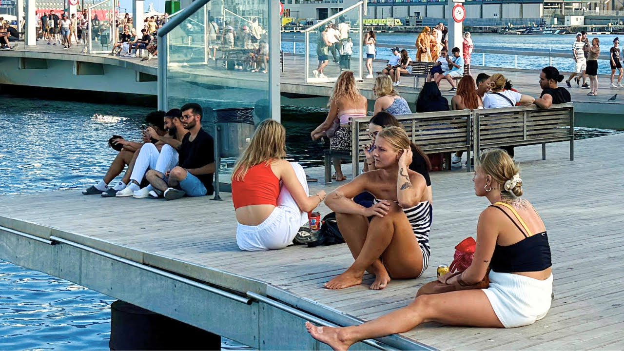 Explore Barcelona's Streets: Unforgettable Urban Adventure
