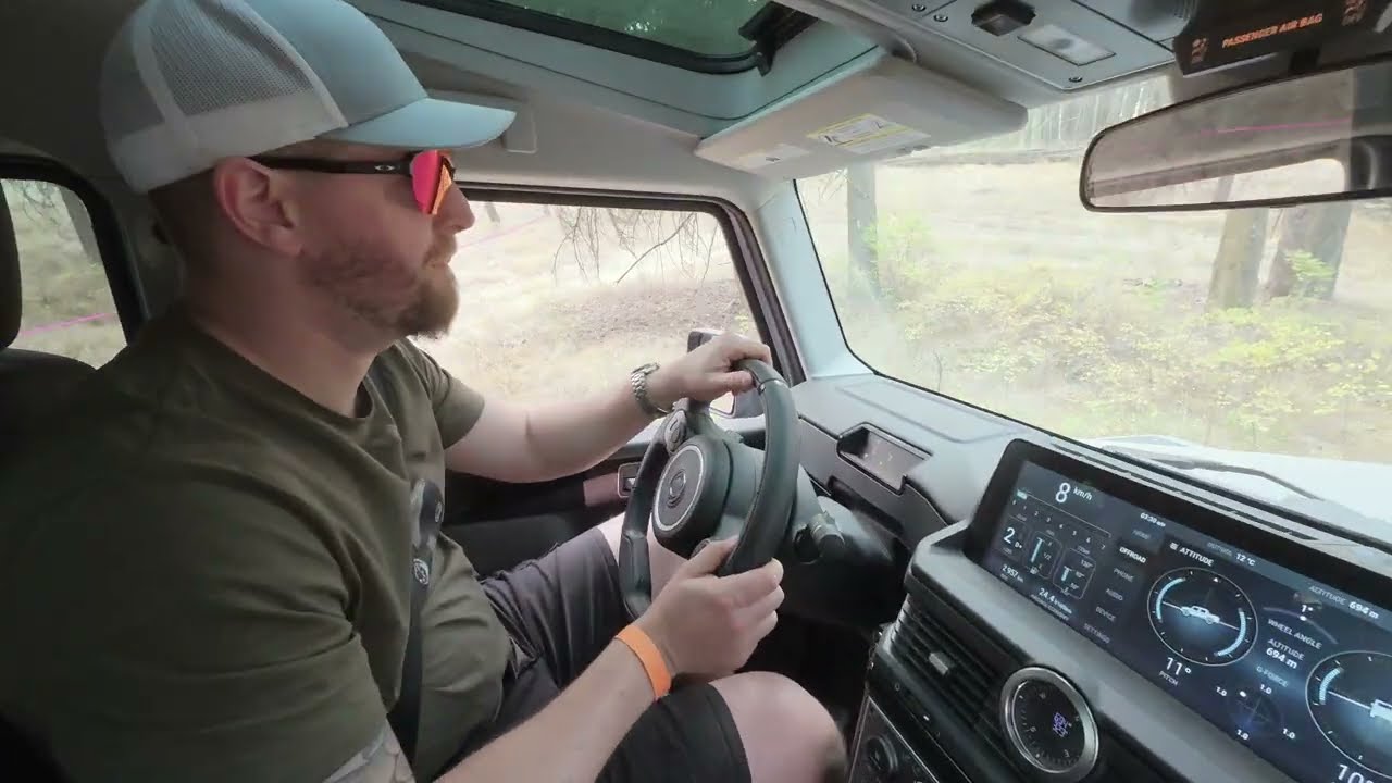 Тест-драйв внедорожника Ineos Grenadier Quartermaster 2026 года от владельцев Jeep.