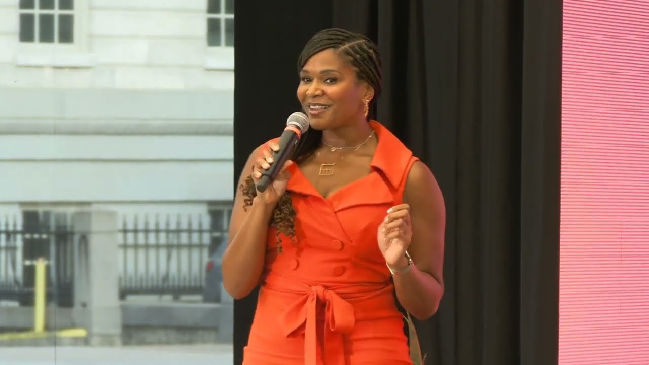 Jamila Minnicks talks "Moonrise Over New Jessup" | Well Read Black Girl at MLK Library