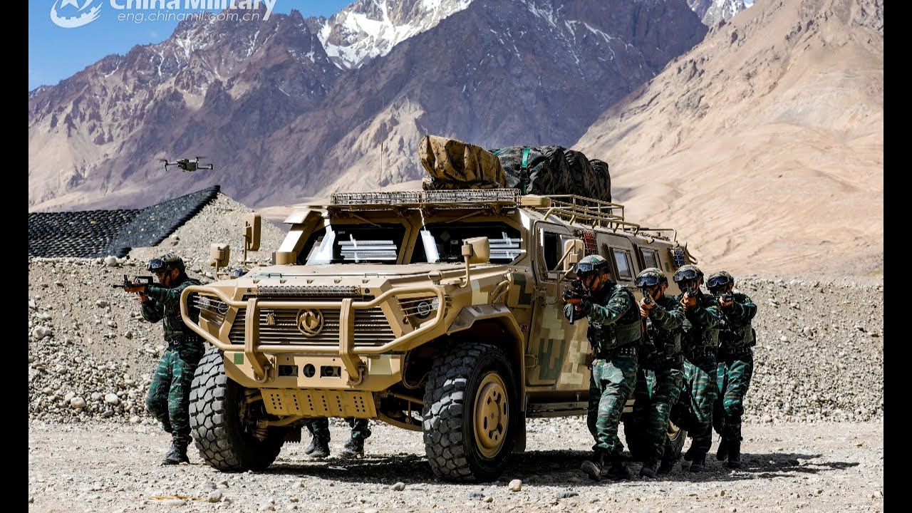 #PAKISTAN ARMY Inducts #CHINESE Hi Tech DongFeng Mengshi GEN III CSK 182 4x4 APC in Its Arsenal