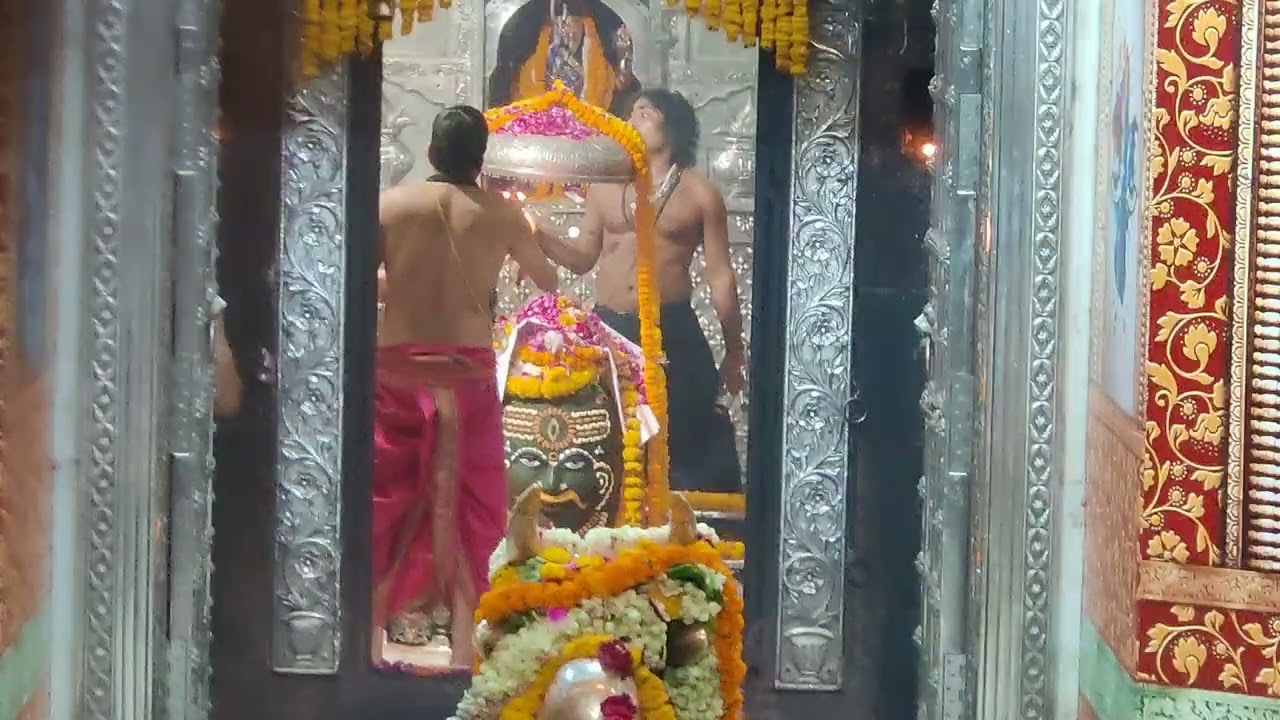 Goosebumps || Mahakaleshwar Jyotirlinga Aarti || Ujjain || Lord Shiva Aarti