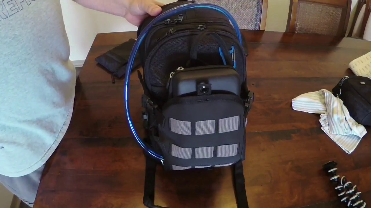 Mosko Moto Nomad Tankbag unboxing and set-up
